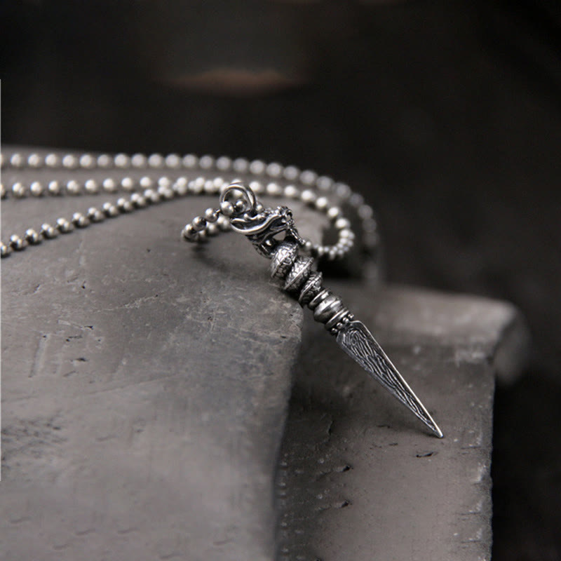 Collier pendentif de protection Dorje Vajra en argent sterling 925 Buddha Stones et motif de l'année du dragon