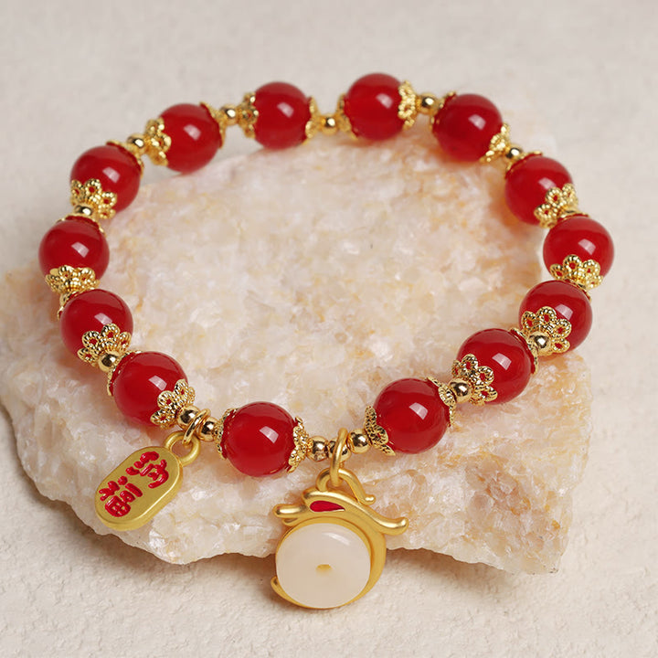 Bracelet porte-bonheur avec boucle de paix et personnage Fu en agate rouge et aventurine verte de l'année du Buddha Stones