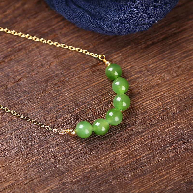 Collier avec pendentif porte-bonheur en perles de jade cyan Hetian plaqué or 14 carats