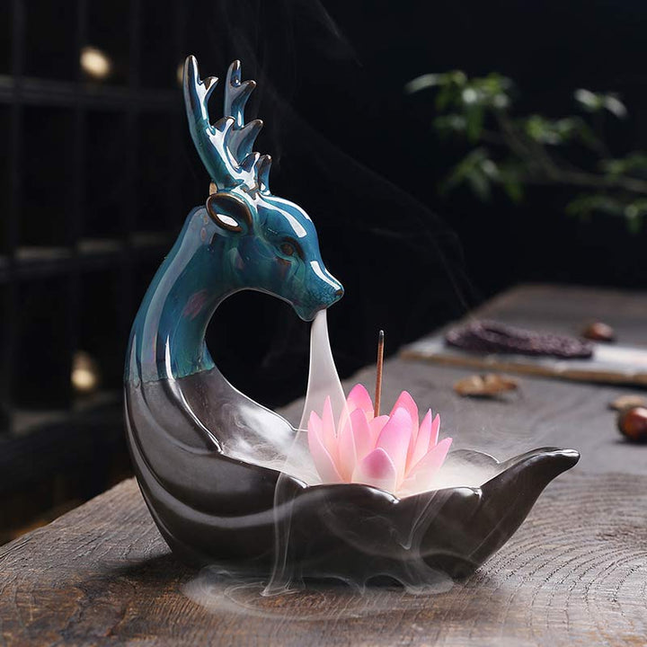 Brûleur d'encens de méditation en céramique Buddha Stones Little Deer Lotus