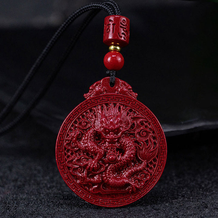 Collier pendentif de protection du dragon en cinabre naturel de l'année du dragon Buddha Stones
