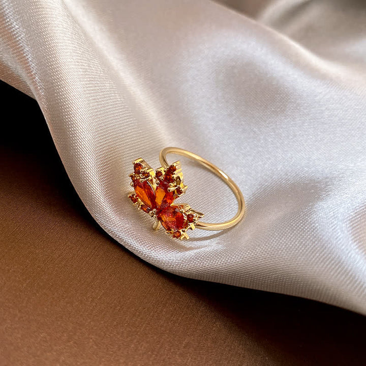 Collier pendentif bague boucles d'oreilles porte-bonheur en zircon et feuille d'érable en Buddha Stones