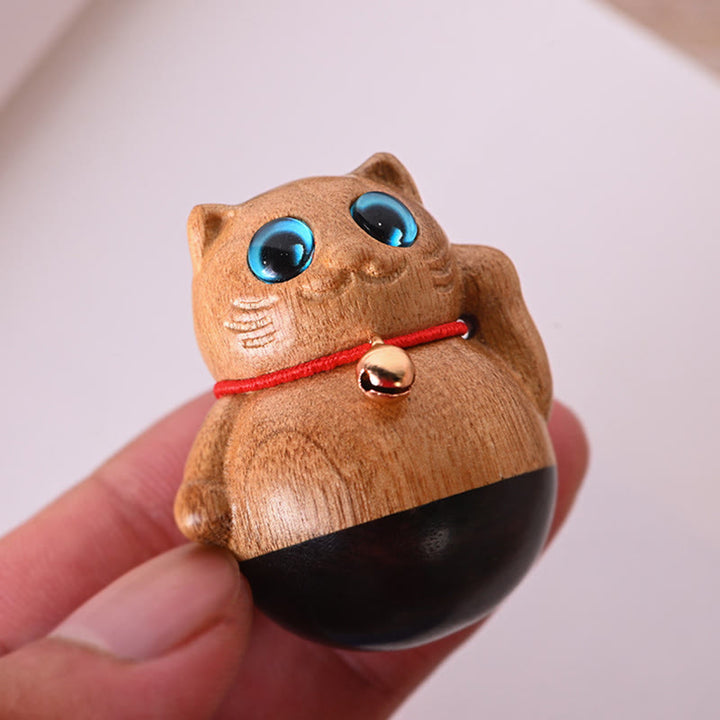 Buddha Stones Mini Chaton Porte-Bonheur Phoebe Zhennan Décoration de Bénédiction en Bois - image 3