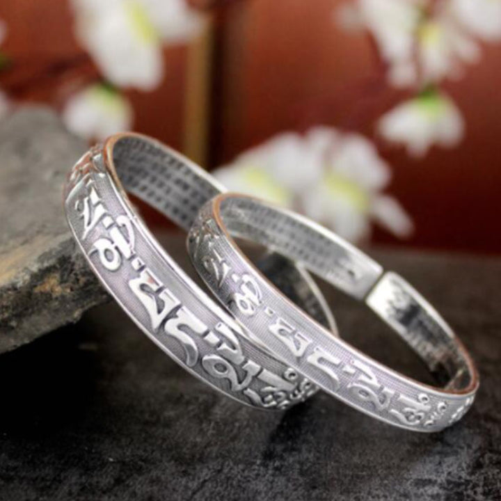 Bracelet de prière et de méditation en cuivre blanc tibétain avec Buddha Stones