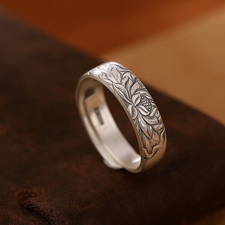 Buddha Stones d'illumination gravée en argent sterling 999 avec fleur de lotus et fleur de prunier et nuages de bon augure