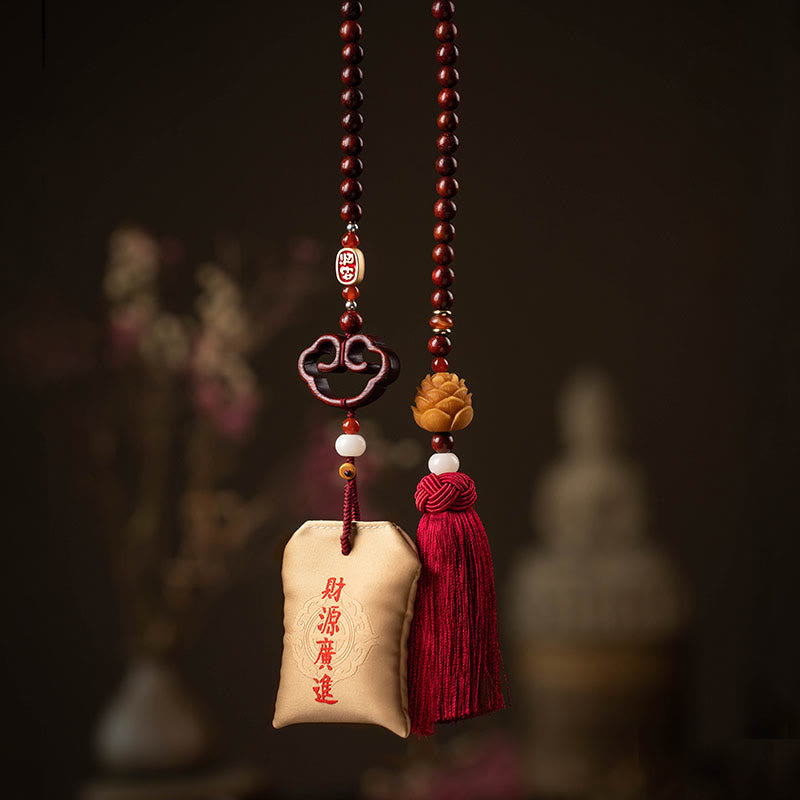 Buddha Stones tibétaines à petites feuilles de bois de santal rouge, lotus, cinabre, sachet de protection, pompon, décoration à suspendre pour voiture