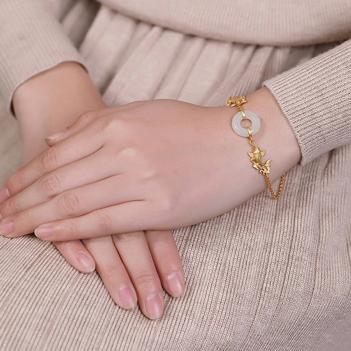 Bracelet de prospérité en jade blanc et poisson koï Buddha Stones