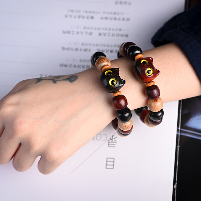 Bracelet de protection gravé en bois de santal rouge et ébène avec petites feuilles de Buddha Stones et chat mignon - image 19