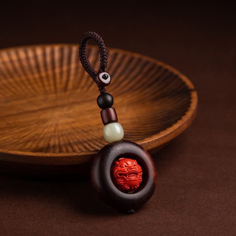 Buddha Stones Tibet Om Mani Padme Hum PiXiu Pièce de cuivre Petite feuille Bois de santal rouge Cinabre Protection Porte-clés