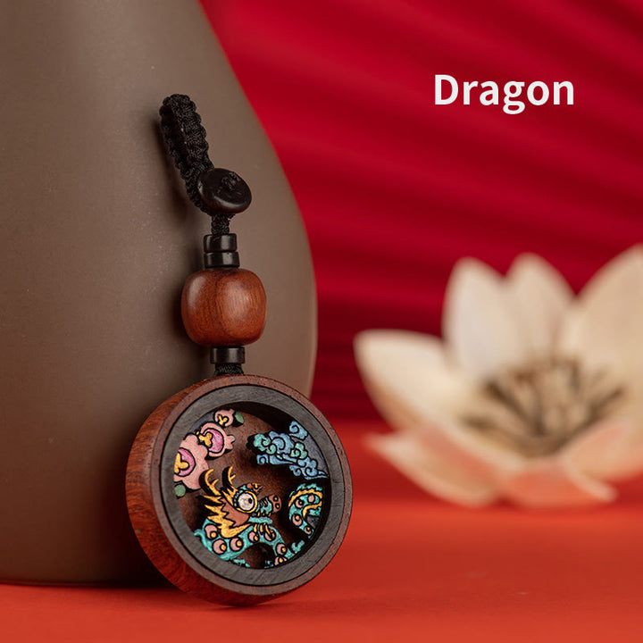 Porte-clés sculpté à la main en bois de rose avec Buddha Stones Année du Dragon Zodiaque chinois peint à la main