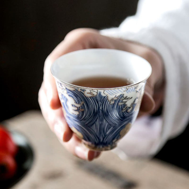 Tasse à thé en céramique avec Buddha Stones et vagues de l'océan vintage