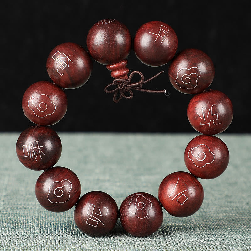 Bracelet de protection en argent sterling 925 avec petites feuilles incrustées de Buddha Stones en bois de santal rouge Om Mani Padme Hum et nuages de bon augure