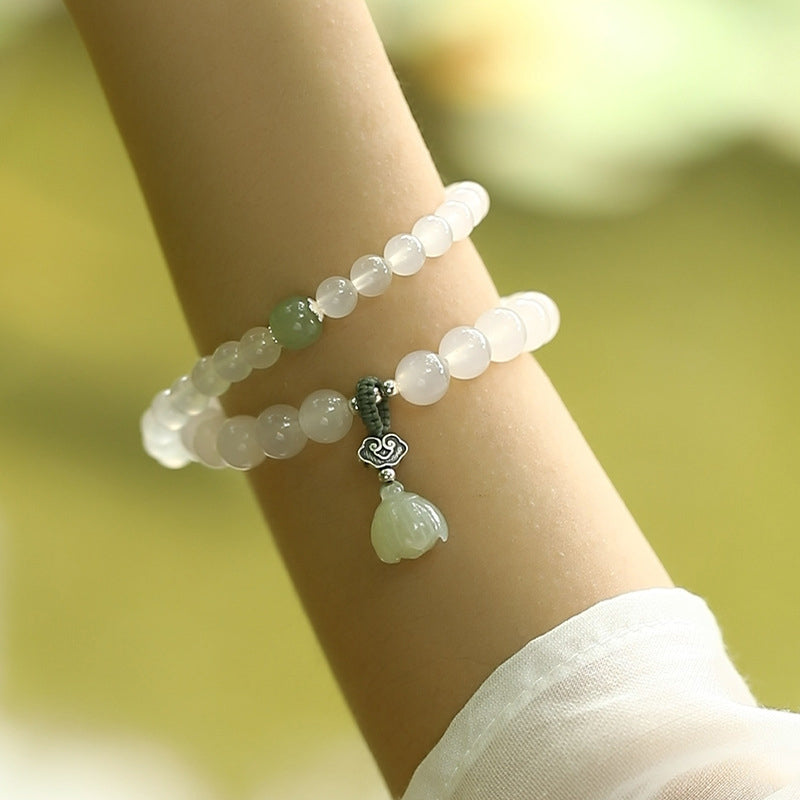 Bracelet de protection lotus en agate blanche et jade